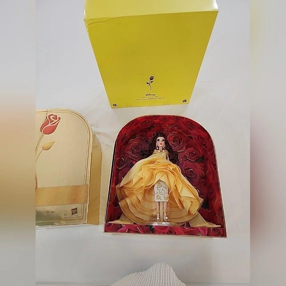 NWT Belle 30th Anniversary Hasbro Beauty And The Beast Disney Doll NFRB NIB